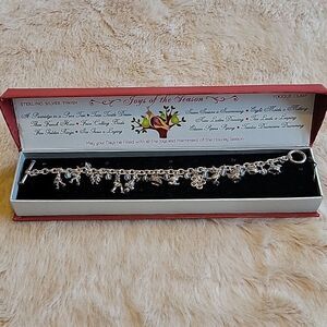 12 DAYS OF CHRISTMAS CHARM BRACELET - NEW IN BOX